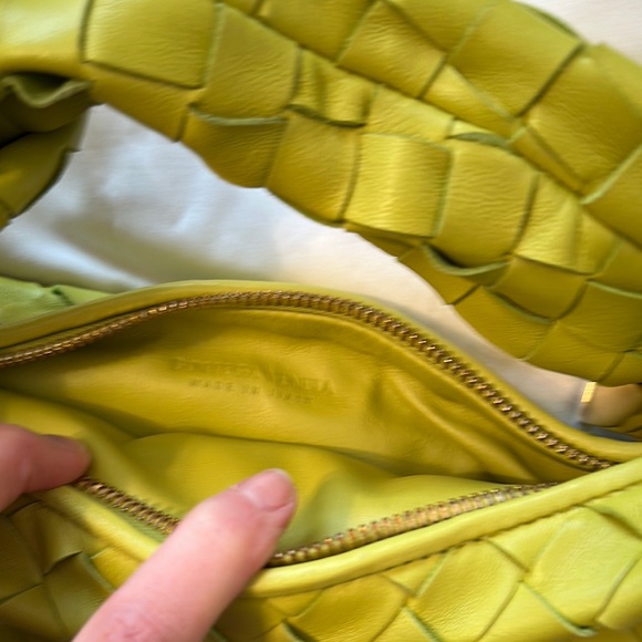 Bottega Veneta Yellow Woven Clutch - Picture 4 of 8